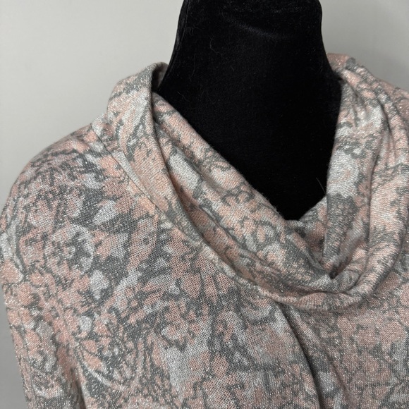 Ruby Rd women's tunic top in gray and pink. Size Medium - Picture 4 of 8